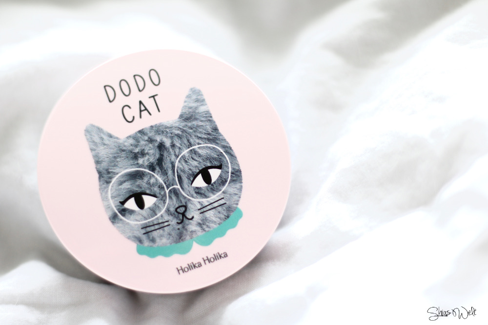 DODO Cat Glow Cushion BB Foundation Holika Holika