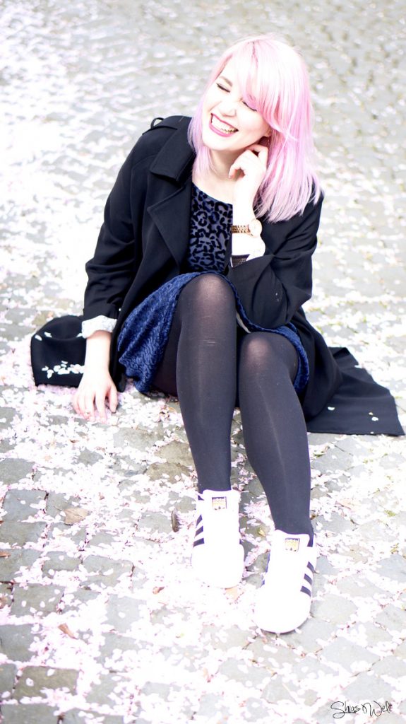 Superstar Sneaker Outfit Combination Zara Dess Coat Trenchcoat Adidas Pink Hair Dolls with Dye